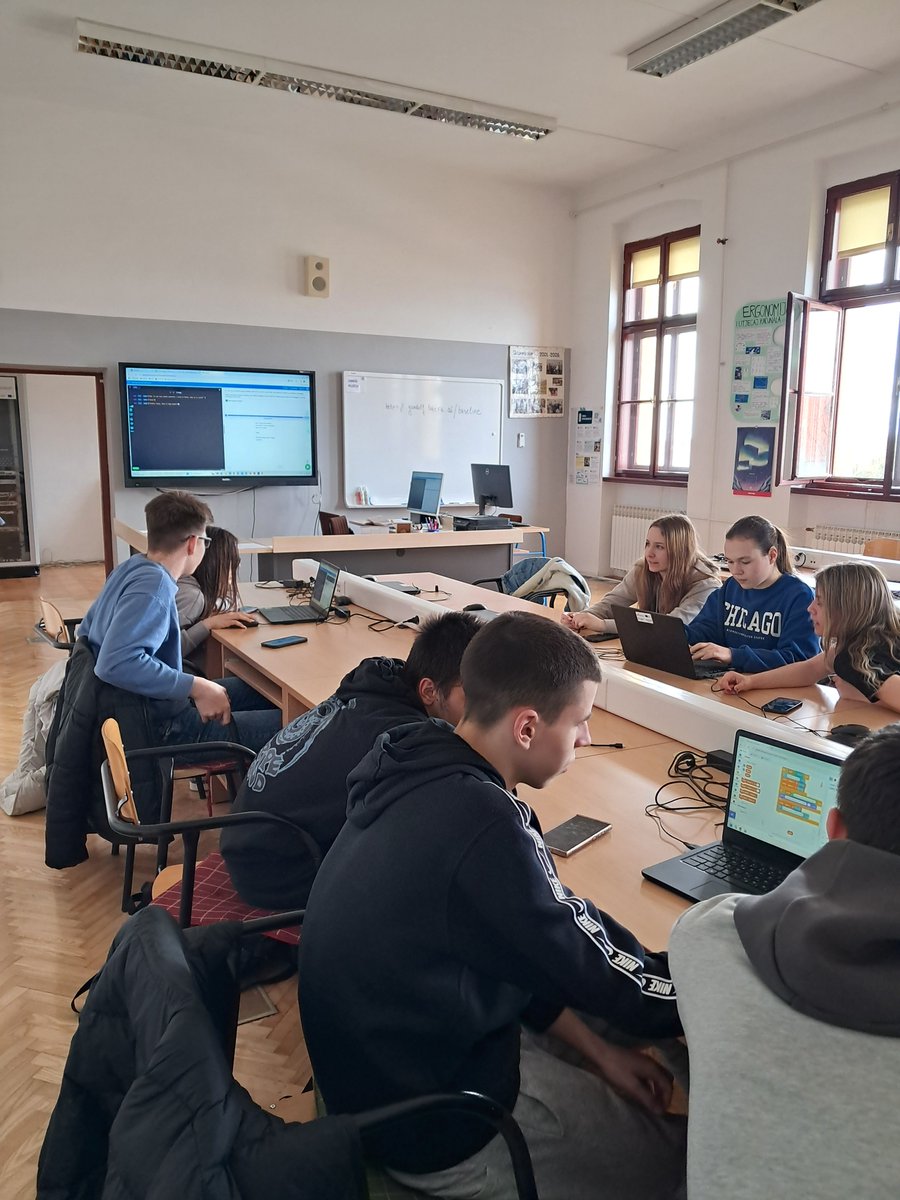 EU Code Week tweet media