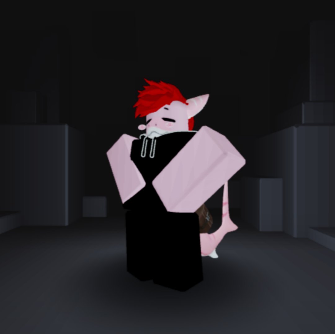 Nunca había pensado en crear un personaje en Roblox, pero gracias a la ayuda de <a href="/RyanDak18/">⛓️Ryan el Lobo-Demonio⛓️</a> ahora tengo un diseño propio, que después mi amo <a href="/Golderant/">Golderant</a> transformó en una hermosa y nueva versión de mí~~~

De verdad quedó precioso y quiero compartírselos a ustedes~~~ 🩷