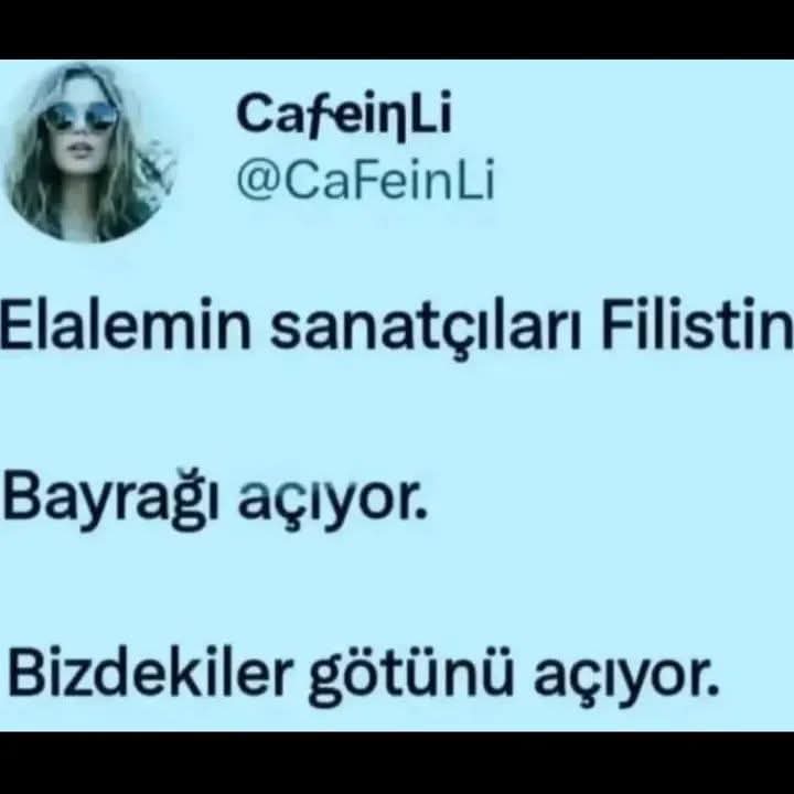 #SumudFilosu 
Ortalık sanatçıyım diyen, 
Siyasetçiyiz diyen, 
Gazze bizim derdimiz diyen mübtezellerden geçilmiyo.
Alayınıza yazıklar olsun dünyevi zavallılar
