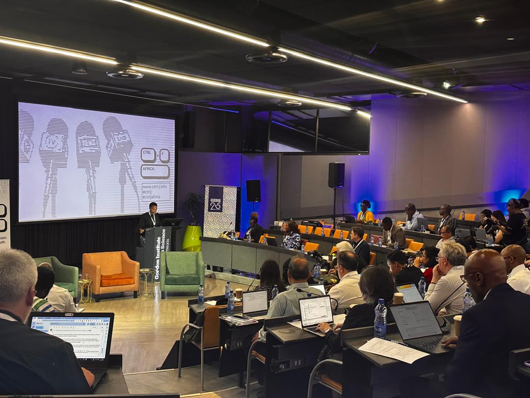 Zoé Titus tweet media