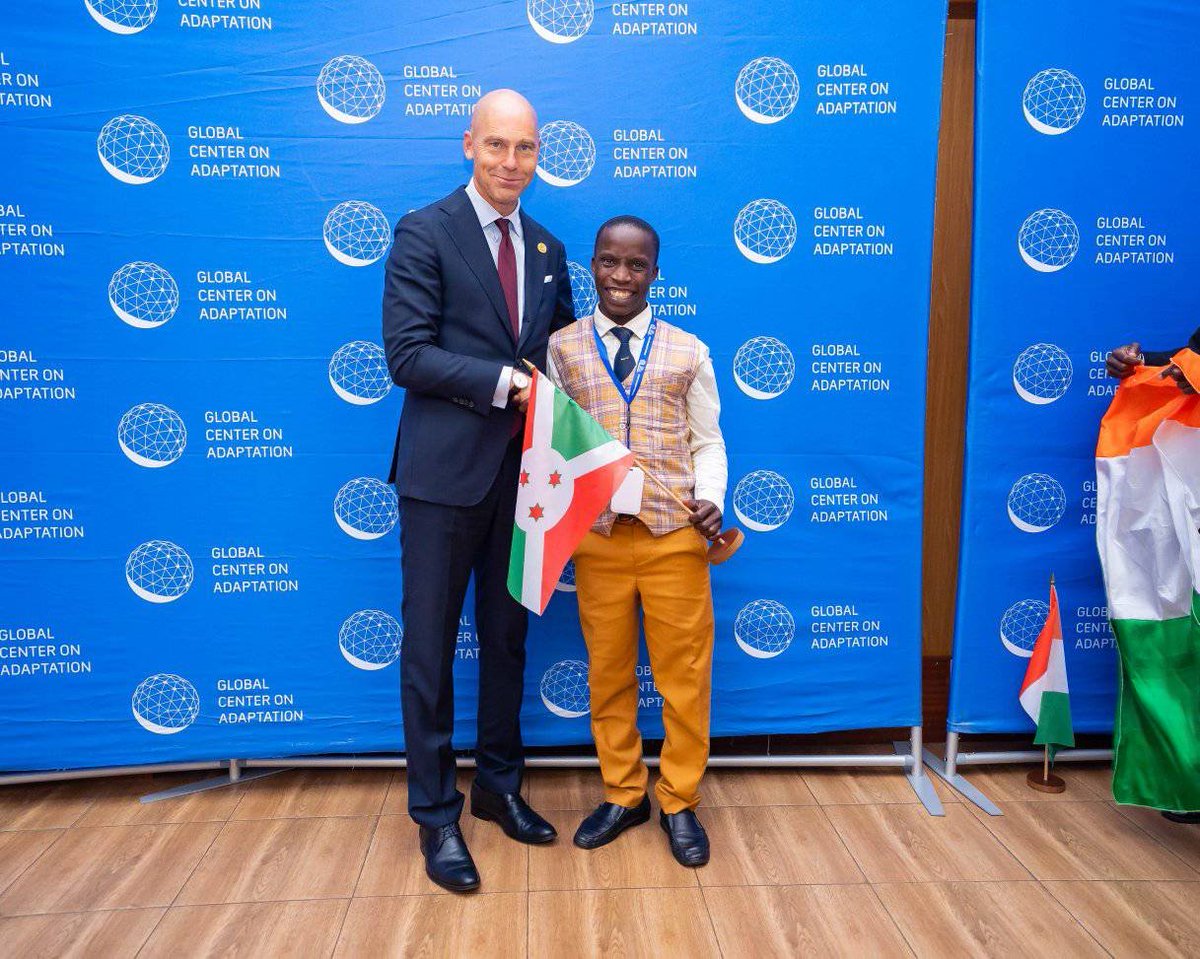 ODDNewsBurundi's tweet image. 📌 Isaac Bigirimana, a young Burundian entrepreneur and representative of the company #ECODEV  recently participated in the #Youth_Academy_on_Climate_Adaptation_and_Leadership, held in #Kenya🇰🇪 from August 30 to September 6.

✍️ It was a great opportunity for him to showcase the…