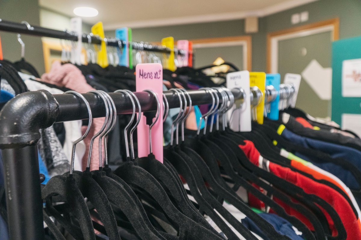 CedarwoodTrust's tweet image. The Kit Hub is available at Cedarwood this morning from 10am till 12pm to grab FREE activewear. If you have old kit, please donate it! Let&apos;s re-use and help each other get the gear they need to get out and get fit. 👊🏻 #CedarwoodTrust #KitHub