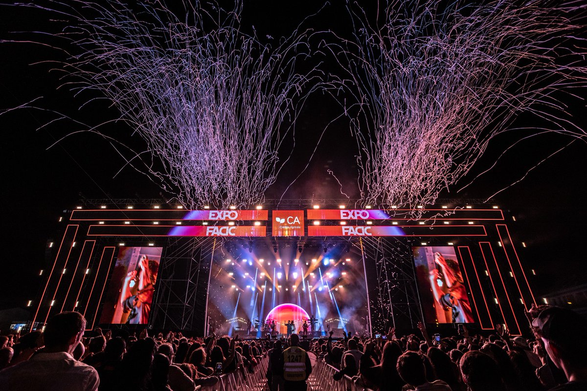 YESTECH_LED's tweet image. Expofacic, Portugal&apos;s premier summer festival, featured our technology. The YES TECH MG P3.9 delivered stunning main stage visuals, while the transparent, lightweight MT series created dynamic front-of-stage effects.

Thank you to partner Repeat Audiovisuais for the success! 🙌