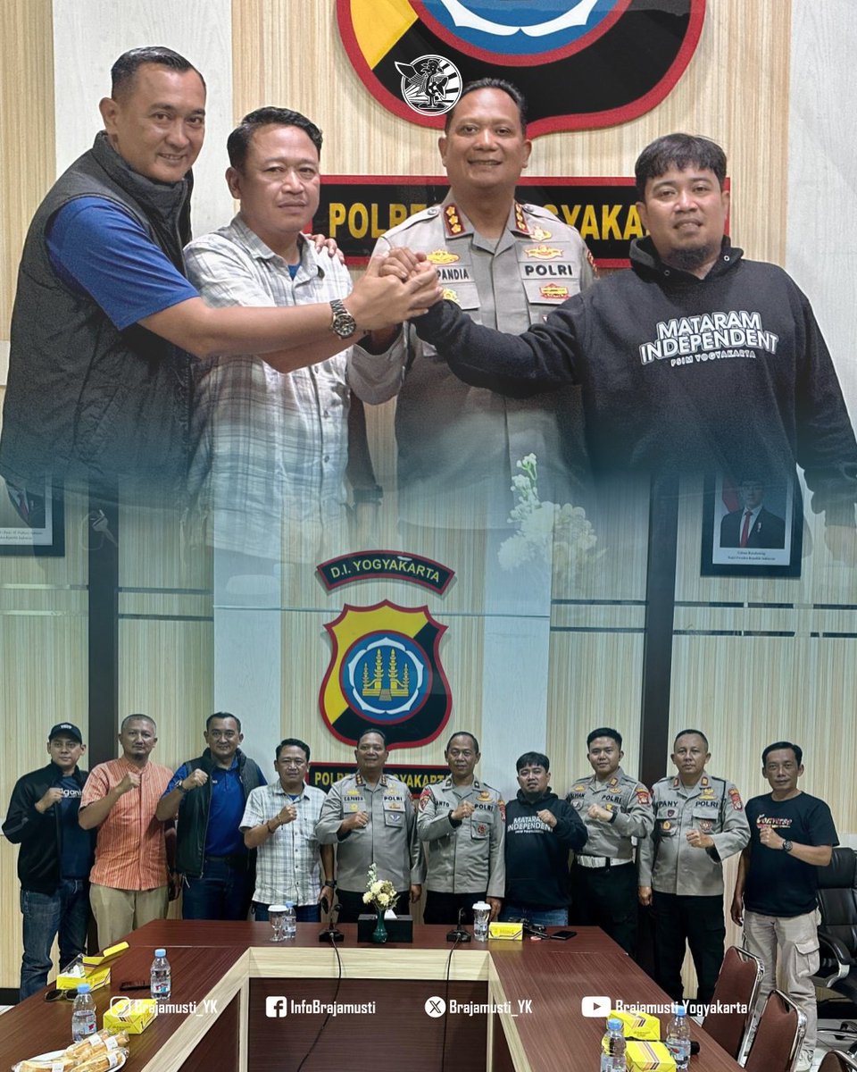 *INFO PENTING BRAJAMUSTI*

Kepada segenap anggota Brajamusti, dalam momen perayaan HUT PSIM ke-96 tahun kali ini, kami mengajak seluruh Laskar Brajamusti beserta masyarakat Yogyakarta untuk mengedepankan sikap bijak dan empati.