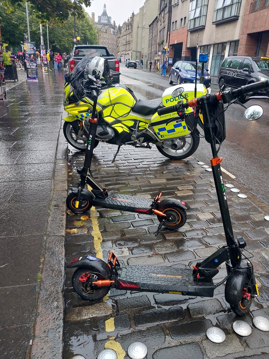 PSOSLothBord's tweet image. Officers of the National Motorcycle Unit East stopped one unregistered scooter in the Grassmarket Edinburgh. While seizing one. Another went past. Both seized. Both riders reported for Road Traffic Act offences.

#DriveSmart