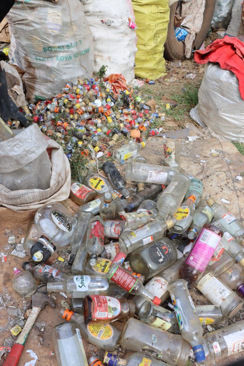 WasteSwift's tweet image. That’s where the WasteSwift App comes in, connecting them directly to recyclers, households, and aggregators.

These women aren’t asking for help; they’re demanding a chance to thrive. And together, we can make it happen.

Visit wasteswift.org

#WasteSwift #SmartWaste