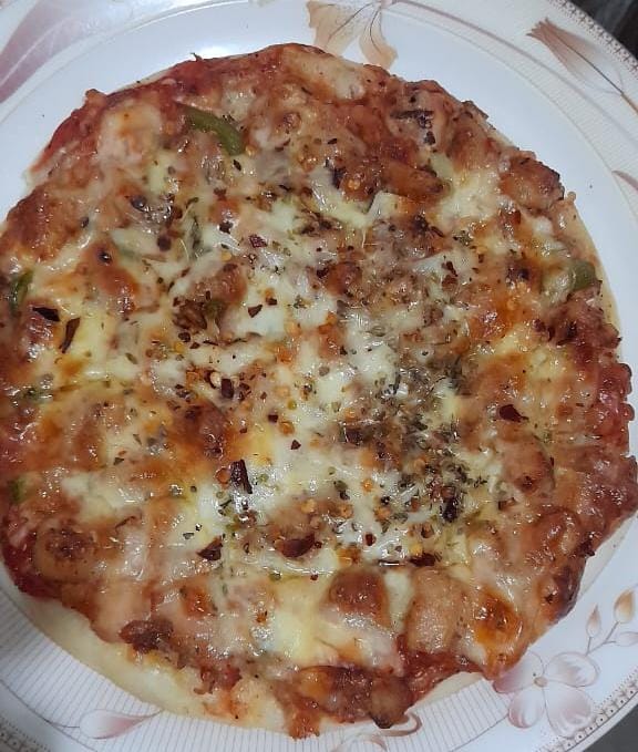 UnknownStupidd's tweet photo. Yesterday night party ft my clicks 🫣

#Elonmusk #PicturePerfect #Foodie https://t.co/SuYa7YDtuk