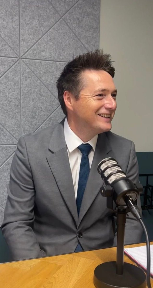 Jonathan Ashworth (@jonashworth) on Twitter photo 🎧 For all the ambitious newbie MPs out there hoping for promotion this is the podcast for you….
On <a href="/PolInsideOut/">Politics Inside Out</a> Keir Starmer’s former Political Secretary’s Luke Sullivan tells us what really goes on in a reshuffle.
Listen now: open.spotify.com/episode/3j3ngs… 🎧 For all the ambitious newbie MPs out there hoping for promotion this is the podcast for you….
On <a href="/PolInsideOut/">Politics Inside Out</a> Keir Starmer’s former Political Secretary’s Luke Sullivan tells us what really goes on in a reshuffle.
Listen now: open.spotify.com/episode/3j3ngs…