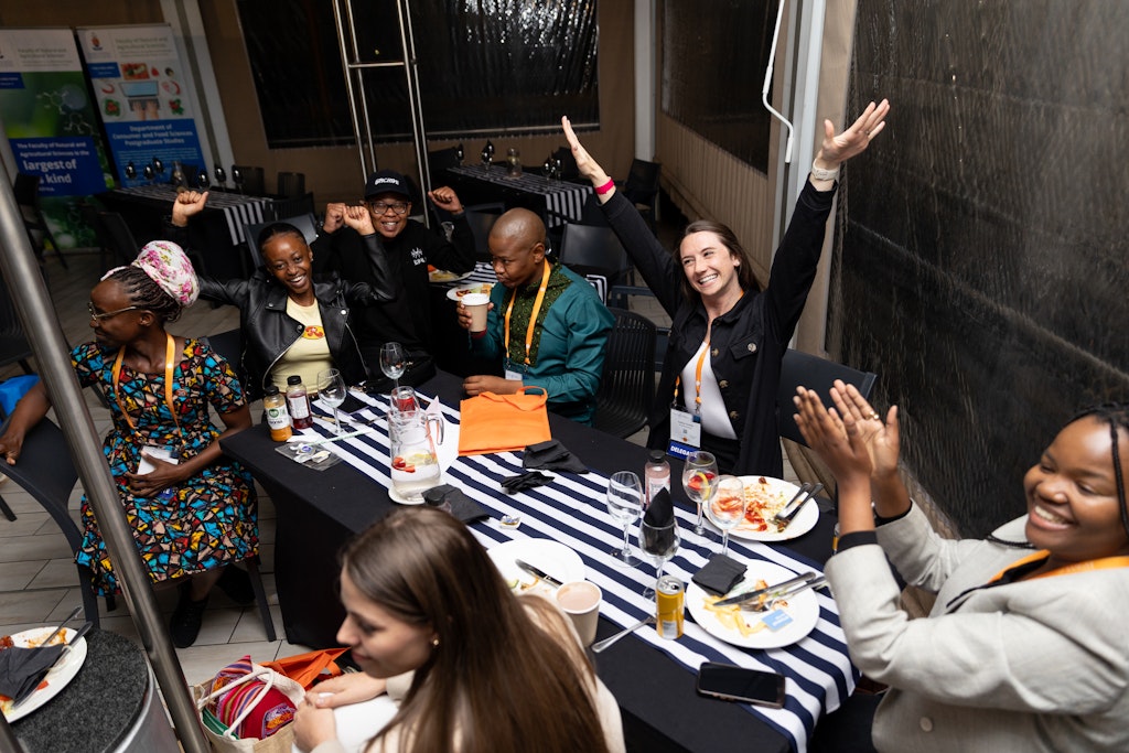 🎉 Young Pros, You Brought the Fire!   

SAAFoST 2025’s Young Professionals Evening was a vibe: 
🧠 Quiz champs flexed their food science smarts 
🎤 Lightning talks
🤝 Connections made, futures unlocked

Big energy. Big ideas. Big thanks. 

#SAAFoST2025