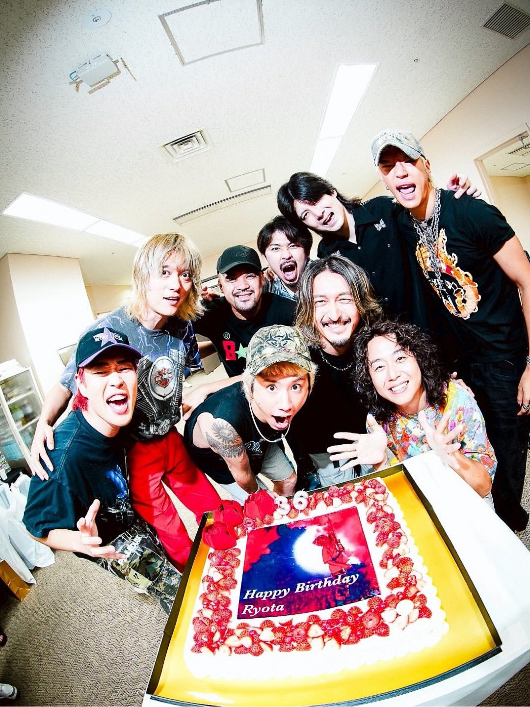 ワンオクロック ONE OK ROCK WORLD! (@oneokrockworld) / X