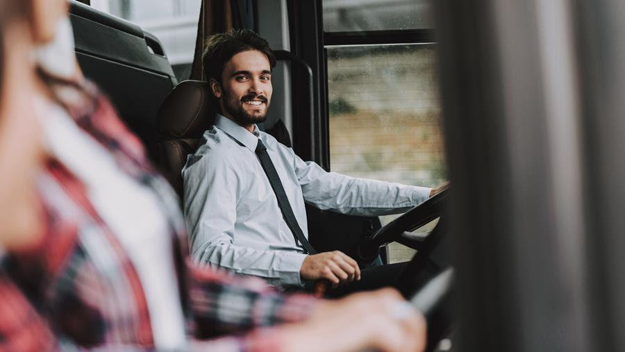 🚍👥CONFEBUS valora positivamente la eliminación de trabas administrativas para la incorporación de conductores extracomunitarios
👉Además, solicita mayor flexibilidad normativa para dar respuesta a las necesidades del sector
🔗confebus.org/publicaciones/…
#Transporte #Autobús #Empleo