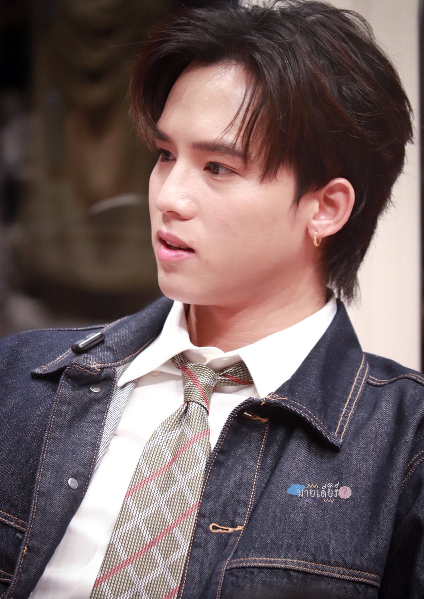 mydear_kpd's tweet image. มาส่งกำลังใจ

BETTER WITH FLUKE D3  

#FlukePongsapat @Fluke_pongsapat 
#BetterWithYou #จะให้ไปรักใคร