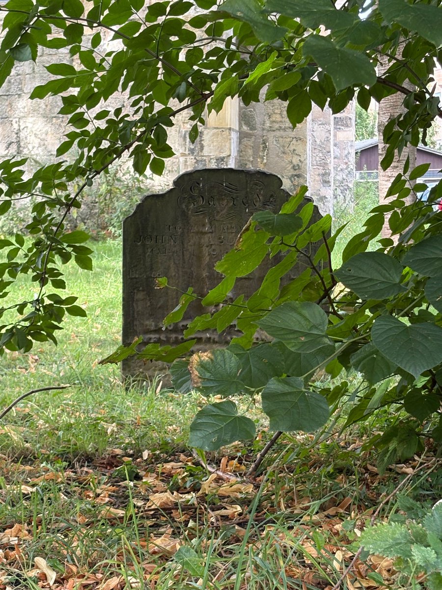 A little early morning tombstone appreciation before I resume my desk and kettle duties for <a href="/YorkFHS/">York Family History</a>

And, if you have ancestors to sleuth, you can find me at the RAYLOR CENTRE in YORK at YO10 3DW.

I vanish at 4pm.

⚰ Parish Church of St Denys. York. UK.

#StillSleuthing 🔍
