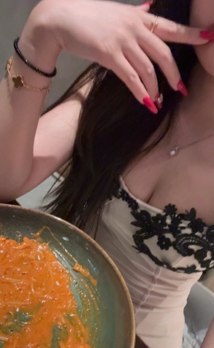 腼腆小美 tweet media