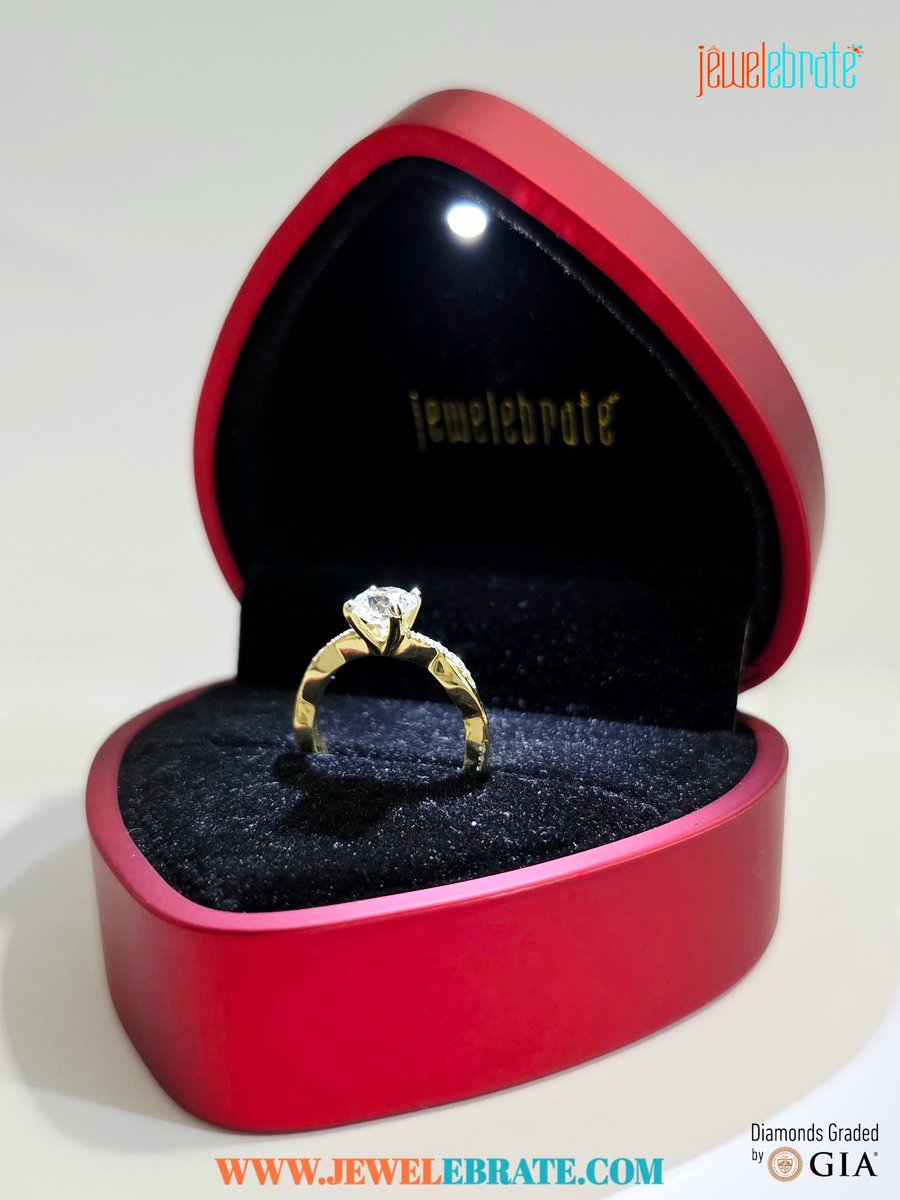 jewelebrate's tweet image. 💖Congratulations to Mr. Neven 🇭🇷

This Round Infinity Ring shines with a 1ct GIA Diamond + 0.15ct Pave in 18K Yellow Gold.💎

✨15-Day Delivery | 25% Below Retail
📲+971 52 142 3399🌐jewelebrate.com

#Jewelebrate #InfinityRing #DiamondRing #LoveForever #UAE #GOLD #Dubai