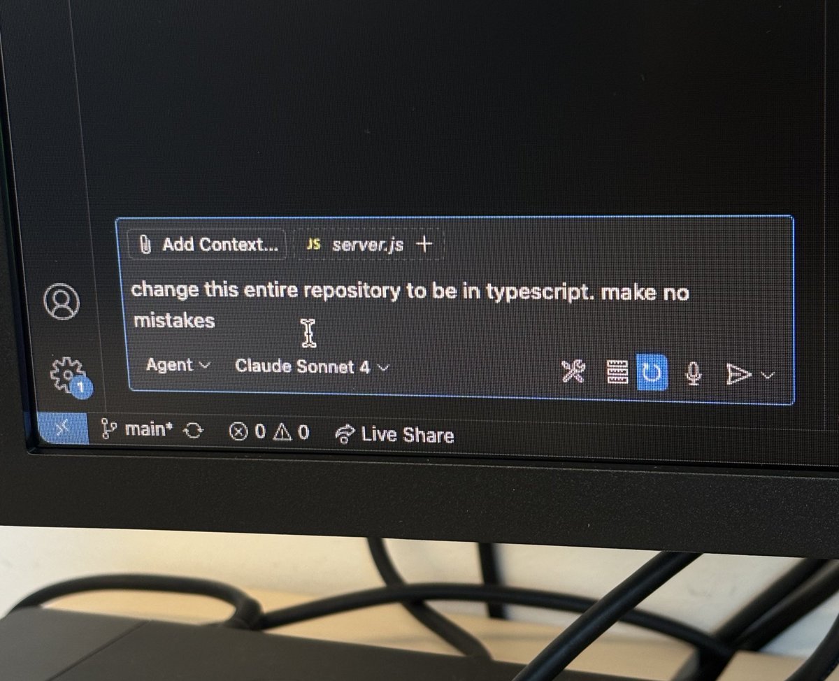 AI_singularit8's tweet image. Moment before disaster🤣