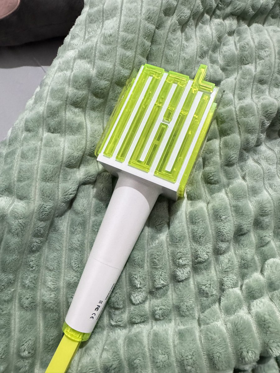 치카🐯🎸 tweet media