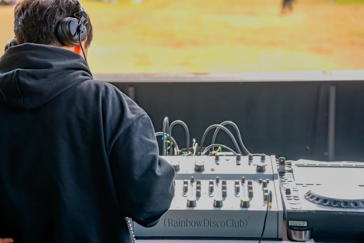 Rainbow_Disco's tweet photo. Recording of @kikiorix ‘s set at RDC Stage on Saturday morning.

https://t.co/DNX0pltOVB

#rainbowdiscoclub https://t.co/1QBzEL8wKQ