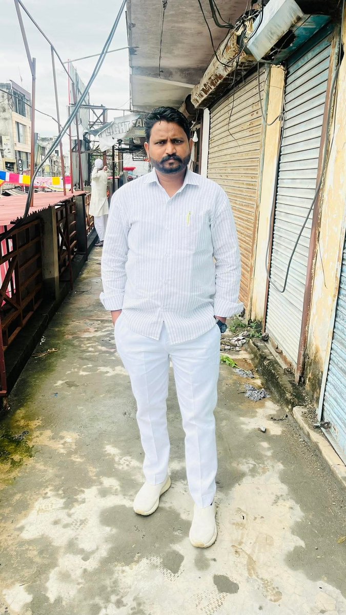 पॉजिटिव सोच के साथ 2027 का आगाज़. ...लड़ेंगे और जीतेंगे. ...👍
<a href="/BhimArmyChief/">Chandra Shekhar Aazad</a>