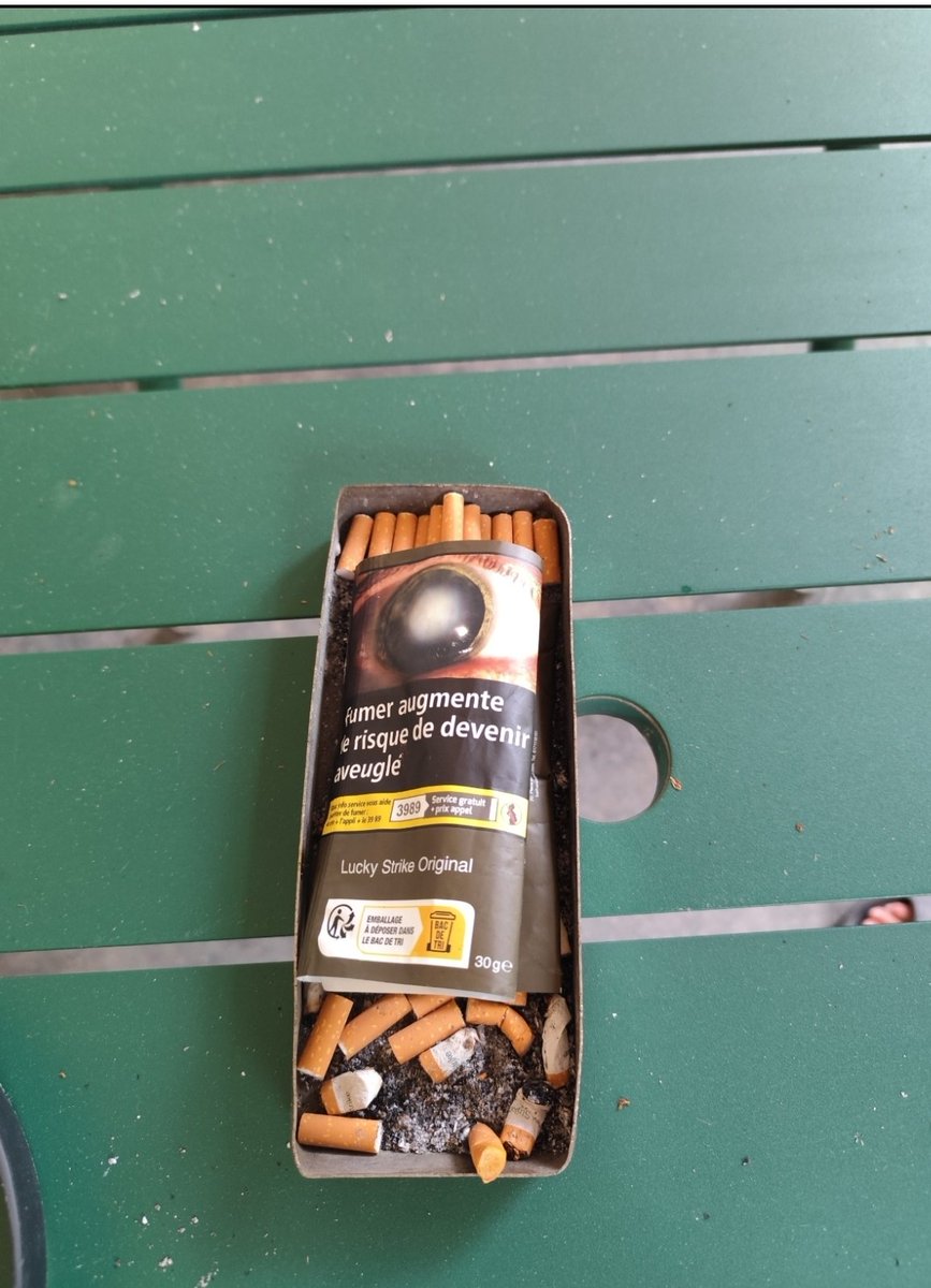 sfsspace1's tweet image. #Fumer tue, le #tabac c&apos;est #tabou.