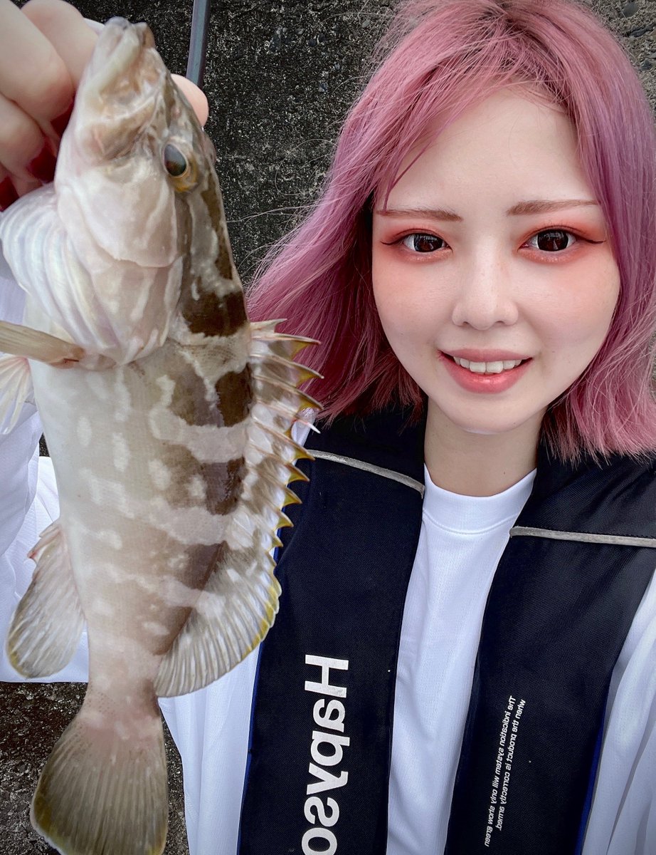 急募: 低気圧と高気圧で魚の釣れ方の違いあるか誰か教えてクレメンス‼️

台風の低気圧で身体だるだるダルメシアンですわ🐕🐩

人間は低気圧で調子悪くなるけど、魚も「なんか今日身体だるいなあ…」って釣れにくくなったりすんのかなあ

ヒョロワー各位どう思う？

#低気圧の時に釣ったクエを添えて