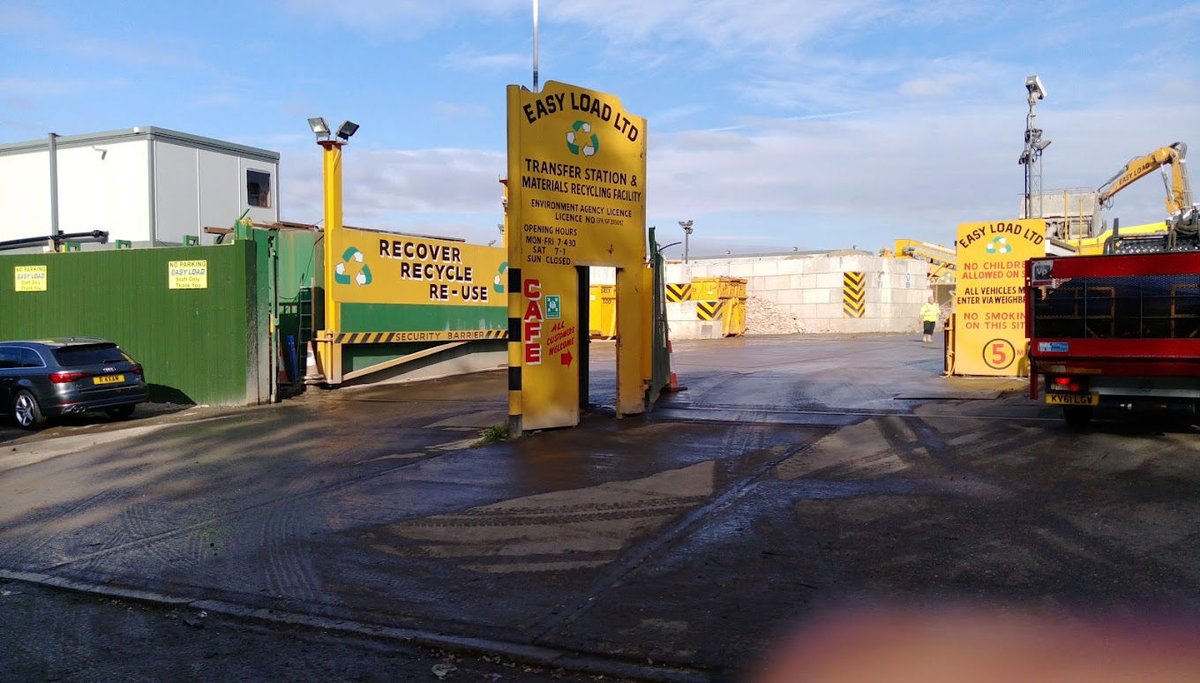 EasyLoadUK's tweet image. Make a positive impact on our planet with us! 🌍 Visit our accessible facility in Dartford Heath and embrace sustainable living through recycling. Ready to start your eco-journey? Call us 0808 175 3883! ♻️ #RecyclingMadeEasy #EcoFriendly #EasyLoad #OurPlanetOurResponsibility