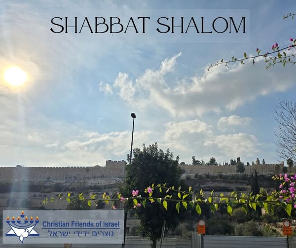 In diesen schwierigen Zeiten sind wir allen sehr dankbar, die uns zur Seite stehen und uns dabei unterstützen, Israel zu segnen und zu trösten. Schabbat Schalom 💙🇮🇱🙏