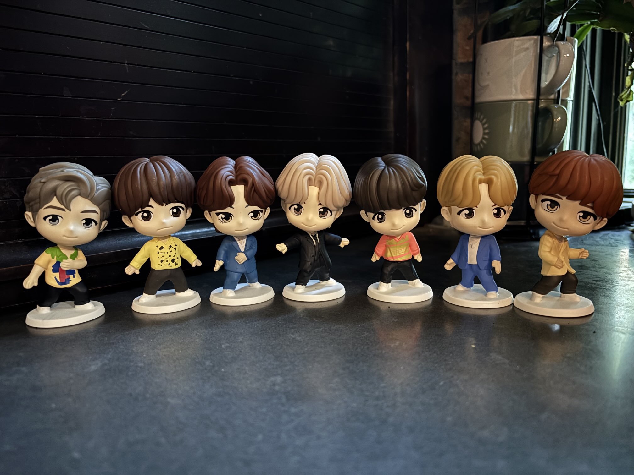 ロサンゼルス　マクドナルド　ハッピーセット　BTS 5体セット ロサンゼルス マクドナルド ハッピーセット BTS 5体セット 最新