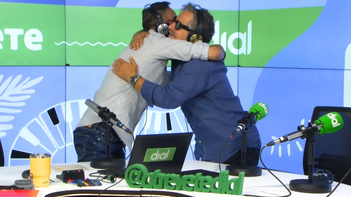 🎂 <a href="/atrevetedial/">Atrévete</a> cumple hoy 25 años en <a href="/Cadena_Dial/">Cadena Dial España</a> y lo ha celebrado reuniendo a los miembros del equipo original del programa.

Jaime Moreno, <a href="/MacarenaBerlin1/">Macarena Berlín</a>, <a href="/sebas_maspons/">TVMASPI</a>, <a href="/JuanOchoaVela/">Juan Ochoa</a>, <a href="/joaquin1hurtado/">Joaquín Hurtado</a> y Fernando Herrán han participado en esta entrega especial.