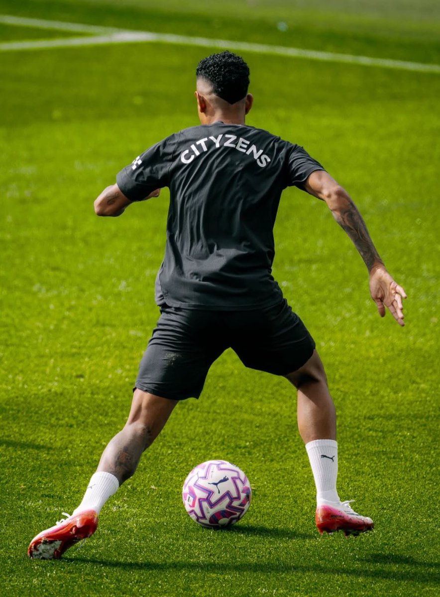 BREAKING: Savinho has returned to #ManCity training. 🇧🇷