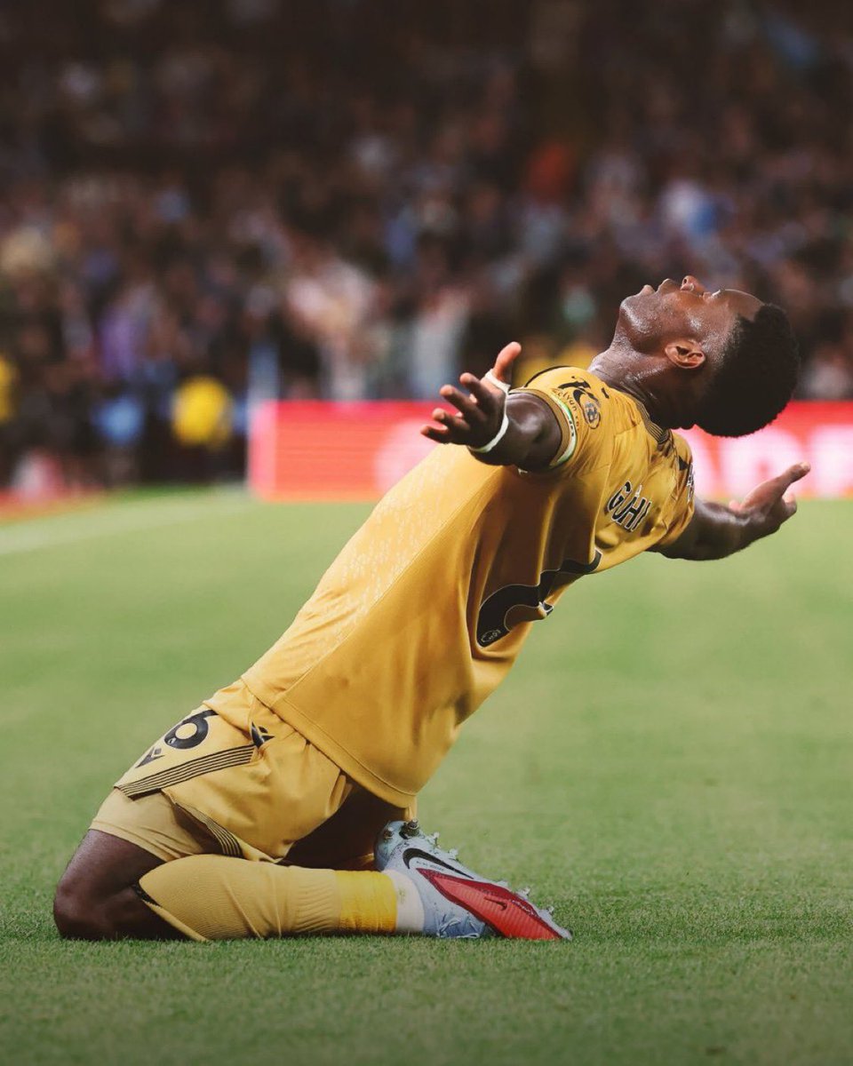 ⭐️ Marc Guehi has been nominated for the Premier League POTM. 

You know who to vote. 🏴󠁧󠁢󠁥󠁮󠁧󠁿 

premierleague.com/en/news/4406010