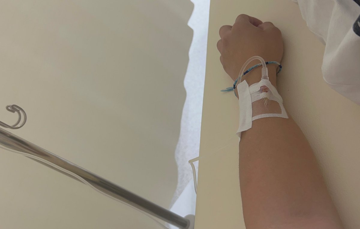 元気満タン！ふっかぁーーつ🔥
期限切れのお肉食べて食中毒☠️
消費期限に気をつけてー！