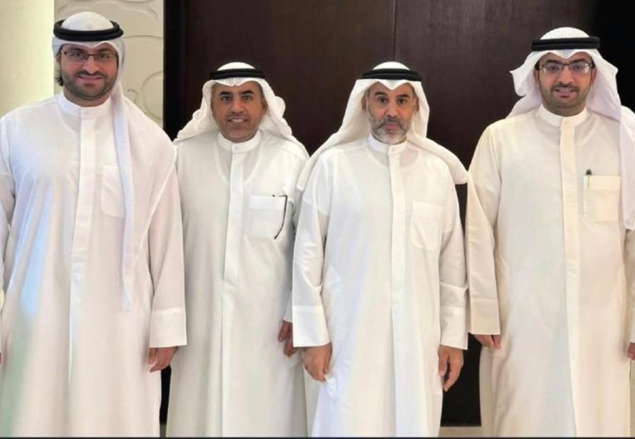 #الكويت || جمعية المهندسين شاركت في اجتماعات الاتحاد الخليجي وملتقى صلالة الهندسي 

•م.السبيعي : الكويت تستضيف الملتقى الهندسي الخليجي27 والمؤتمر العلمي المصاحب له 

•ضم الوفد : الرئيس م. محمد السبيعي، م. عبدالله الغريب و م. فيصل الكندري أعضاء مجلس الادارة، وأمين عام الاتحاد