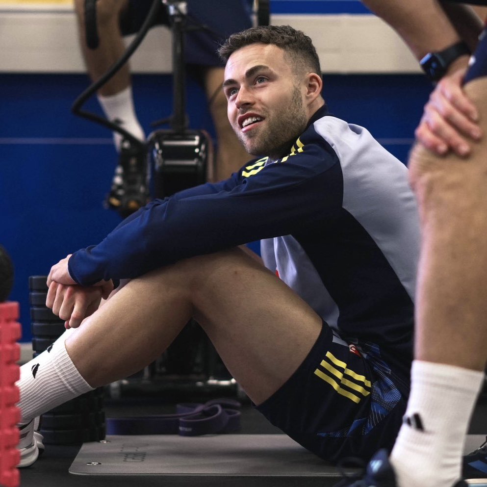 Leeds United tweet media