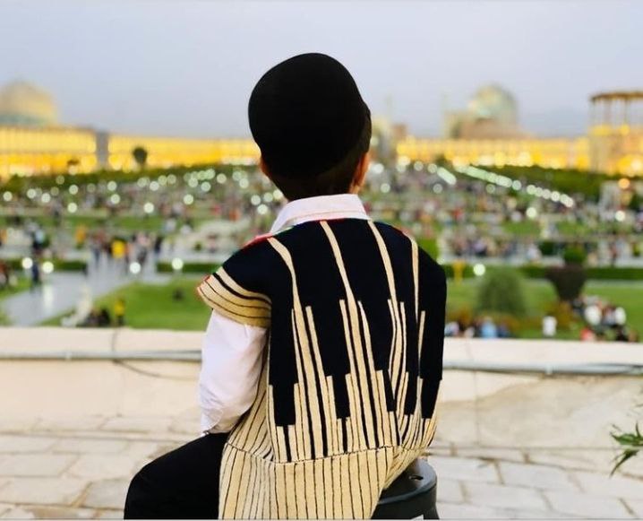 اکانت قبلی بعد از ماهها ریپورت دسته جمعی ساسپند شد. این اکانت جدید رو فالو کنید لطفا💚