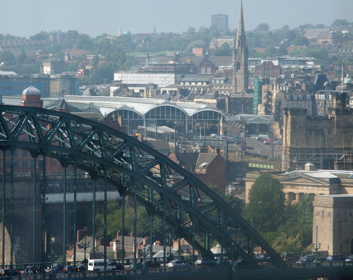 Steve Ellwood (@tynesnapper) on Twitter photo #NewcastleUponTyne Heritage in a single frame - Tyne Bridge, Moot Hall, Castle Keep, Central Station and St Mary's Cathedral, on this day 4th September 2005. #NewcastleUponTyne Heritage in a single frame - Tyne Bridge, Moot Hall, Castle Keep, Central Station and St Mary's Cathedral, on this day 4th September 2005.