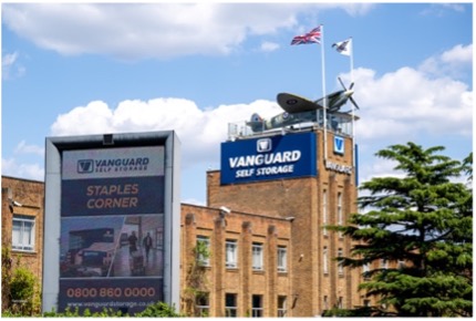 Heads up anyone in W London/Ealing as <a href="/VanguardStorage/">Vanguard Storage</a> mount a full scale Supermarine Spitfire on top of its West London branch for Battle of Britain 85th Anniversary. Look out for it on the A40! #avgeek #BoB85
