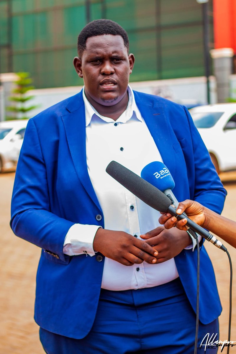 BOBI GIANT tweet media