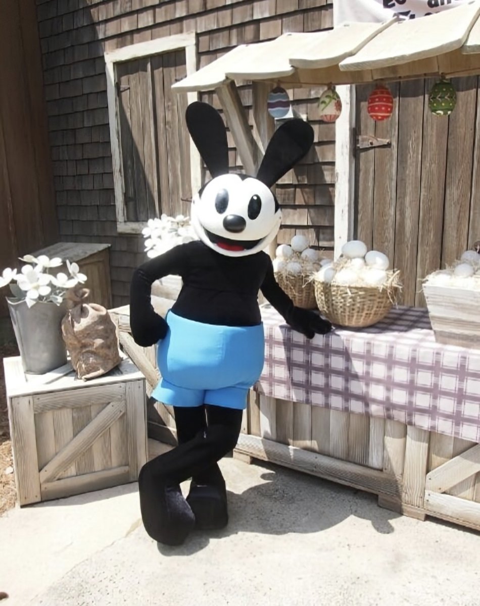 明日9/5はディズニーのスクリーンデビューキャラが結構多くてですね。

その内の一人が…オズワルド・ザ・ラッキー・ラビットです。

ディズニー好きの方はご存知の方も多いと思いますが…折角なので彼の経歴をザッと改めて。