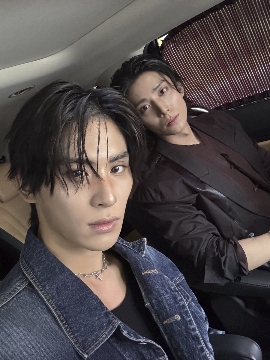 tg_228511's tweet photo. 250904 #턍균 https://t.co/huxKOR9Bn1