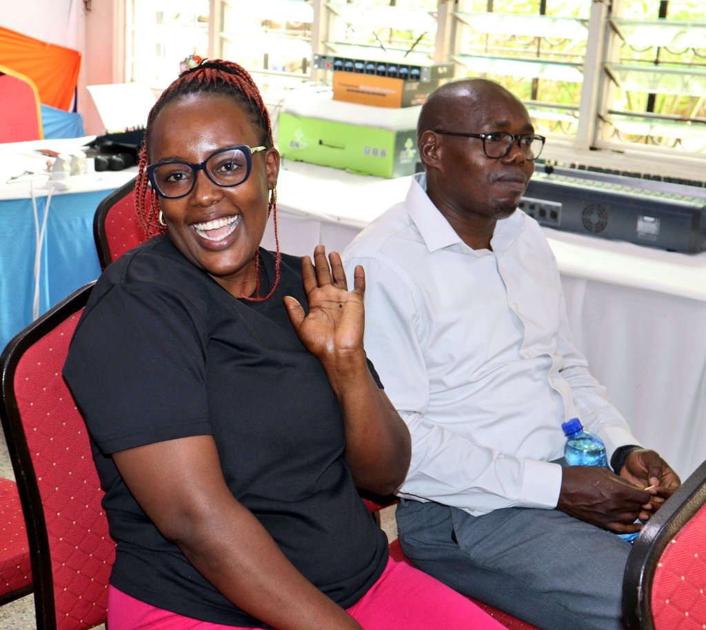 A lovely throwback to the amazing reunion during the UMOJA launch. The village representatives player a massive role in the development of the game. A huge thank you to their contribution towards this groundbreaking (ad)venture!
#ThrowbackThursday 
#gamers