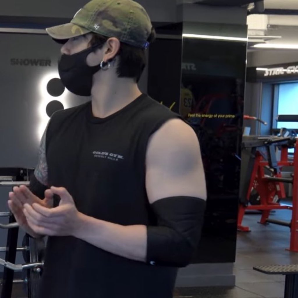 "bugün ne yapalım?"                   "kime?"