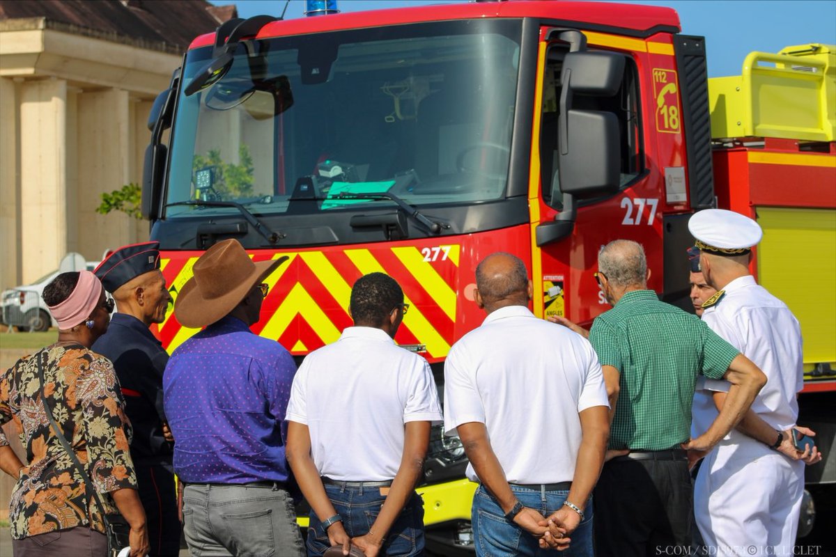 🔥 Le 30 août 2025 dernier, le <a href="/Sdis973/">SDIS973 Officiel</a>  et la Mairie de <a href="/remiremontjoly/">Rémire-Montjoly</a>  ont organisé une journée d’infos sur les #FeuxDeVégétation. Rencontres, démonstrations, conseils &amp; échanges avec les pompiers et Météo France. Prévenir, c’est protéger ! 💪🌿#Prévention #SDIS973