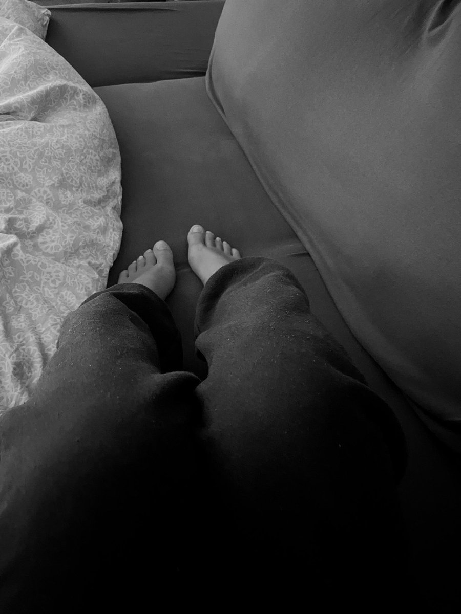 Du suchst die volle Kontrolle? Ich bin die #geldherrin die dein #Loser Leben ab jetzt verändert. #Opfer melde Dich sofort

Eure herrin ist jetzt aktiv 

#feetlover #findom #sklave #paypig #feetfetısh #socks #herrin #prinzessin #feetworshi̇p