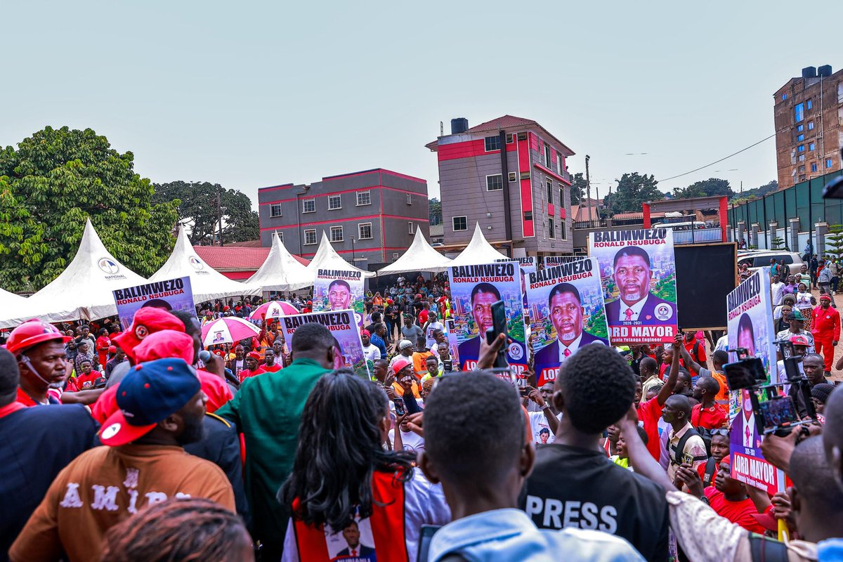 lutsnico's tweet image. HAPPENING NOW: Numerous people from kampala gather at the NUP headquarters in Kavule to welcome *LORD MAYOR Eng Balimwezo Ronald Nsubuga* after his nomination.