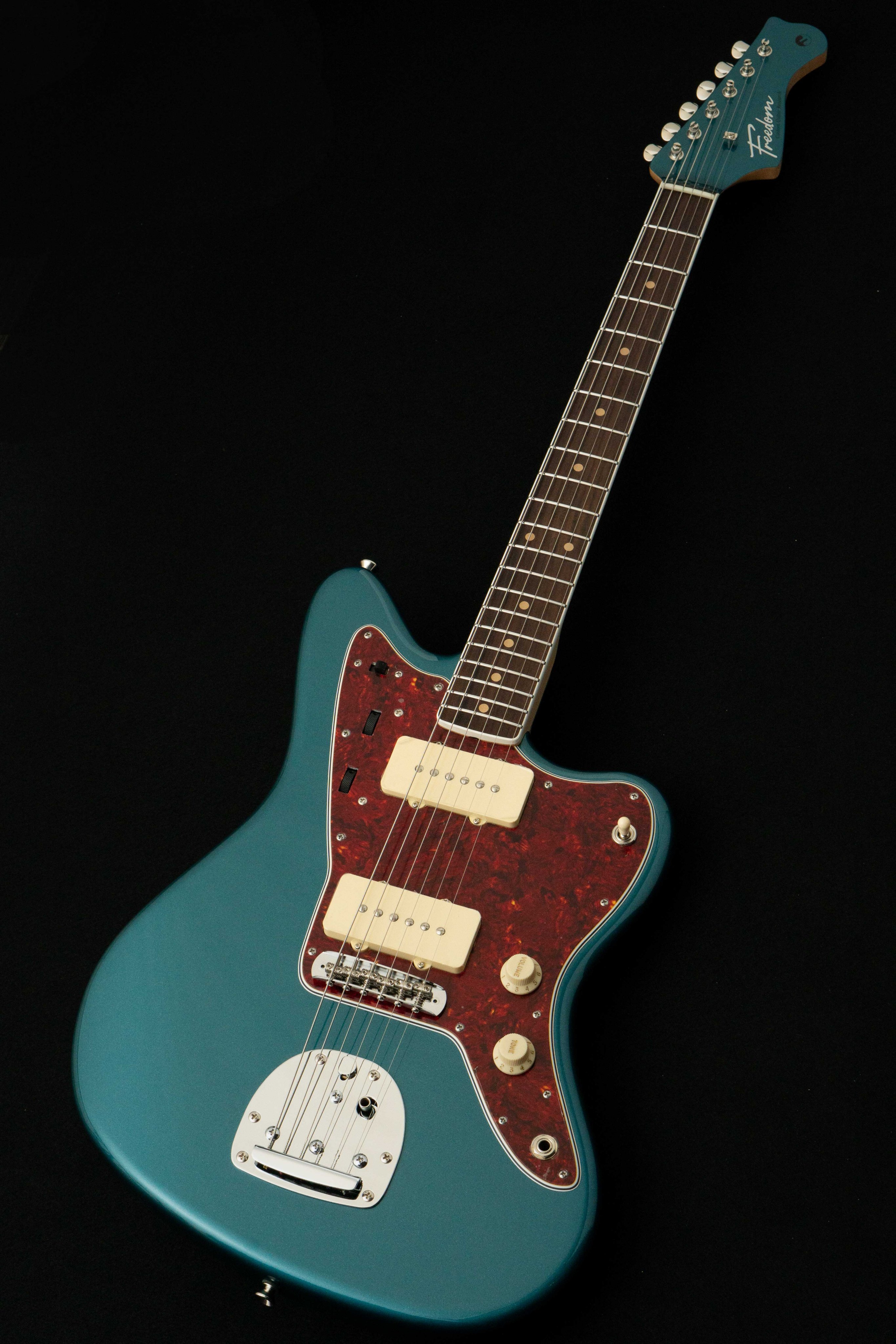 【Freedom】RRS希少カラー　※美品 Freedom Custom Guitar Research Co. Ltd. on X: 