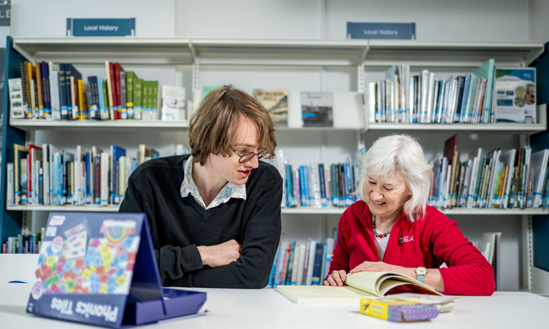 WSCCNews's tweet image. What can you learn free of charge in our 36 libraries and eLibrary? Discover all the ways you can expand your learning this autumn. Find out more: orlo.uk/kxh43