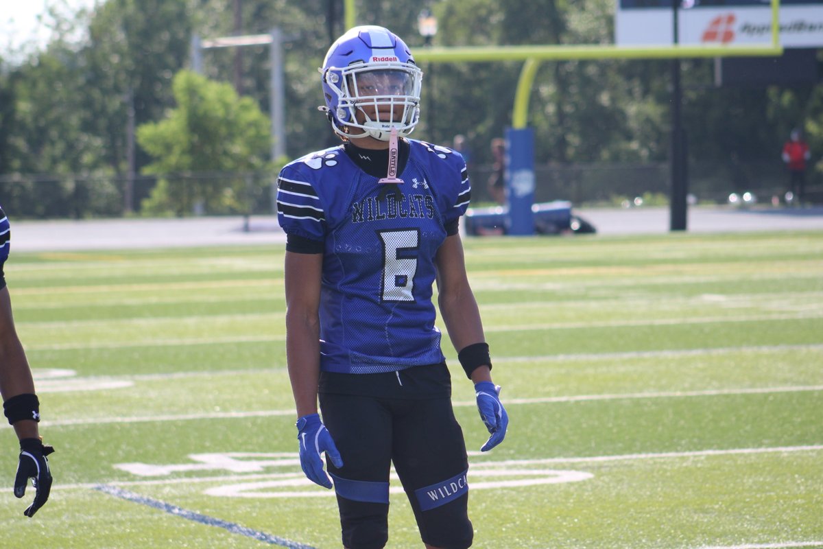 Howard opens fast, cruises to 36-0 victory | Game Story
<a href="/IsaiahF_15/">Isaiah Ferrell</a> <a href="/koreymanley_/">Korey Manley</a> <a href="/jamesonb2028/">Jameson Bryant</a>  <a href="/AmirMaddrey8/">Amir Maddrey</a>  <a href="/AmeerAnderson11/">Ameer Anderson</a> <a href="/Miesh_4/">Miesh Echevarria</a> <a href="/SuhaylBenson/">Suhayl Benson</a> <a href="/tdhald/">Todd Haldis</a> 
prepredzone.com/2025/09/howard…