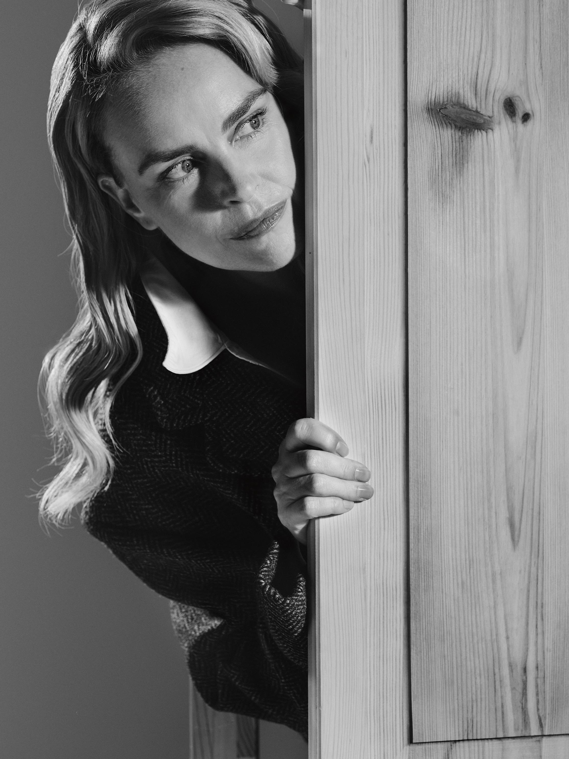 女性情報誌 Vogue Deutsch March 2023 Nina Hoss Nina Hoss im VOGUE-Coverinterview: Über den Oscar-Favoriten