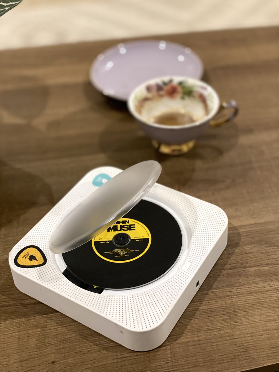 nfclli's tweet image. We never met, but she's all I see at night